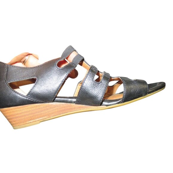 SOFFT Ilana Black Full Grain Leather Wedge Embellished Studded Back Zip Sandals - Picture 5 of 11